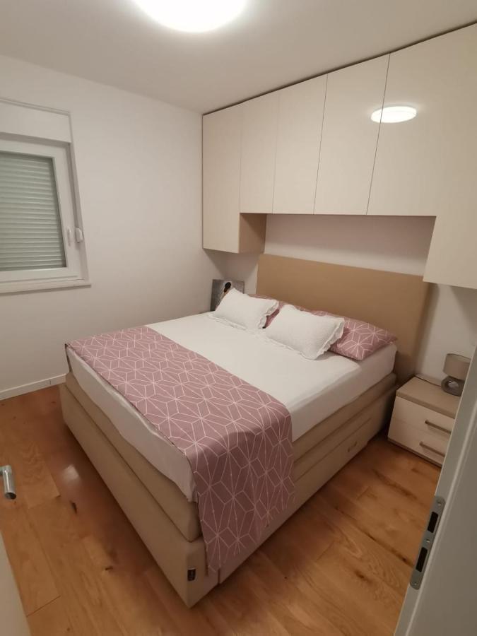 Apartman Rita Apartment มาคาร์สกา ภายนอก รูปภาพ